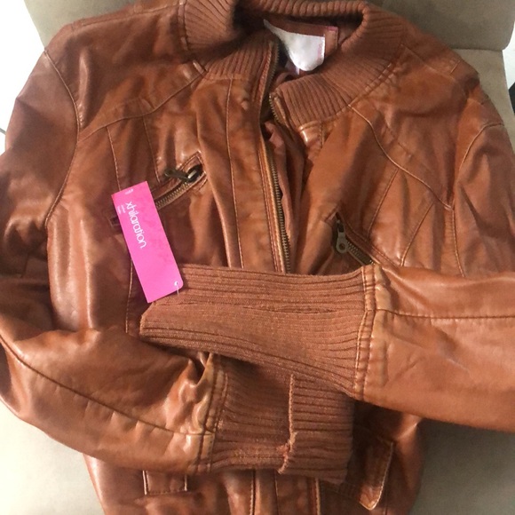 Faux leather jacket - Picture 3 of 10